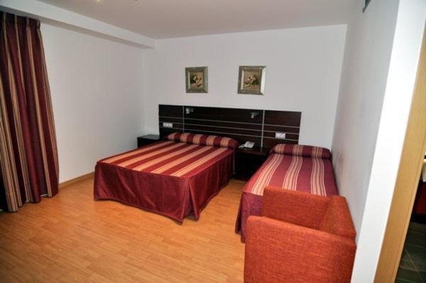 Norte Hotel Villanueva de Gallego Room photo